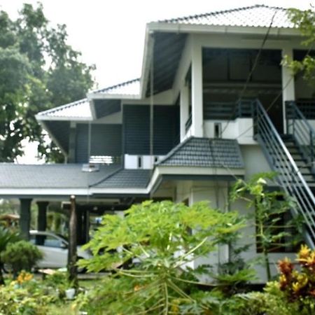 Brothers Homestay Alappuzha Exterior photo